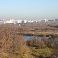 Коломенский затон. Вид с Коломенского парка (село Дьяково).