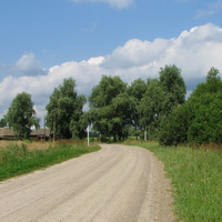 Начало деревни со стороны д. Добрынь