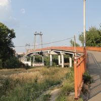 Пешеходный мост через реку Москва