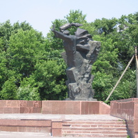 Памятник на месте боев