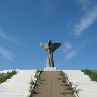 Памятник на кургане