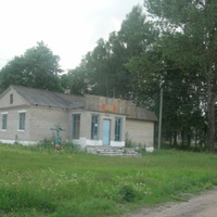 д. Лопушно церковь (бывшая столовая)