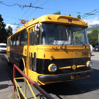 Старый троллейбус на Московской улице
