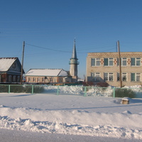 Татарское Танаево. Школа и мечеть.