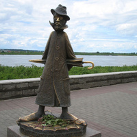 Памятник А.П. Чехову на набережной