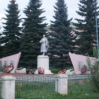 памятник советским воинам в Детчине