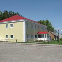 Административное здание колхоза. июнь 2009 г.