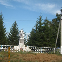 памятник павшим воинам  в с.Новое Ильмово