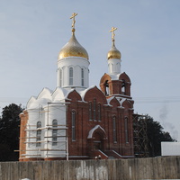 Строящаяся церковь Троицы Живоначальной