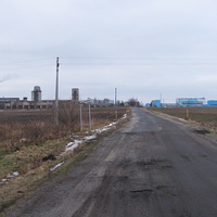 Дорога со стороны деревни