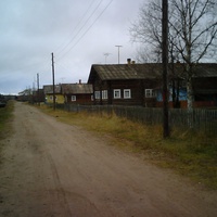 Центральная улица в деревне