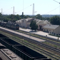 Каменоломни. Железнодорожный вокзал.