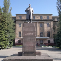 Ясиноватая. Памятник В.И. Ленину.