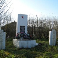 Памятник землякам, павшим в боях за Родину 1941-1945 гг