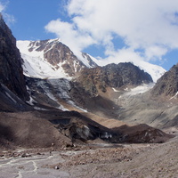 Ледник Большой Актру-левый.