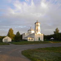 Троицкий храм в селе Гнилое - Окуни