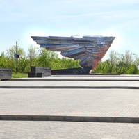 Мемориальный комплекс Крыло Икара в память погибшим летчикам-испытателям