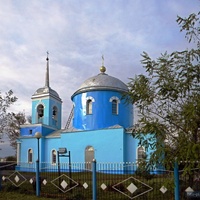 Свято-Михайловский храм в селе Новенькое