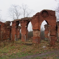 Руины Баболовского парка.
