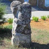 Древняя каменная баба