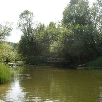 д, Красавино (речка Ановаж, когда то  на правом берегу была мельница. а на левом - электростанция)