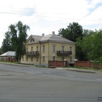 Дом, где жили отец и сын Черепановы на ул В. Черепанова