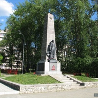 Памятник красноармейцам, погибшим за Советскую власть на ул. Восстания