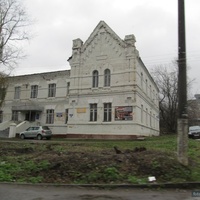 Старое здание на улице Ильича
