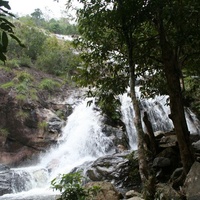 Хатйай. Водопад Тон Нга Чанг.