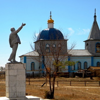 Памятник Ленину в селе Пироговка