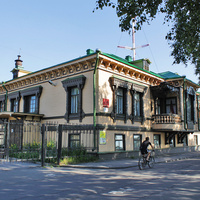 Дом Суркова