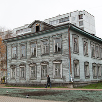 Дом № 44 на проспекте Ч.-Лучинского