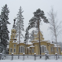 Церковь Святых апостолов Петра и Павла в Вырице.