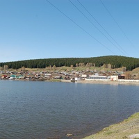 Вид на Верхнесергинскую плотину