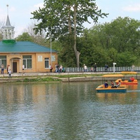 Парк культуры и отдыха им.Гагарина. лодочная станция на оз.Верхнее