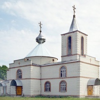Святотроицкий храм в поселке Шевченково.