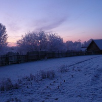 Зимний закат над деревней