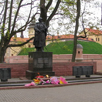 Мемориал возле замка