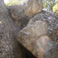 каменная пещера за селом