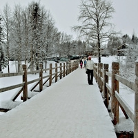 Мостик к музею "Малые Корелы"