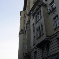 Гиляровского улица, 1