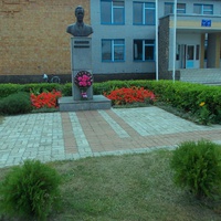 Памятник П. М. Машерову в д. Крытышин