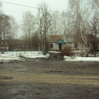 Приволье. Здание бывшего правления колхоза