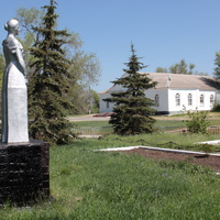 Памятник матери на мемориале