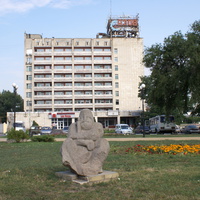 Гостиница "Азов" на Петровской площади