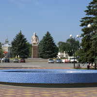 Памятник Ленину на Петровской площади