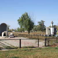 Мемориал и братская могила