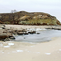 Декабрь на обрыве Цимлянского моря у станицы Хорошевской