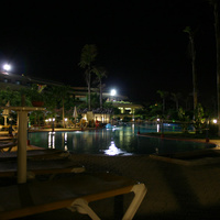 Вечерний бассейн