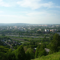 Вид с горы (на Новокузнецк и в противоположную сторону)